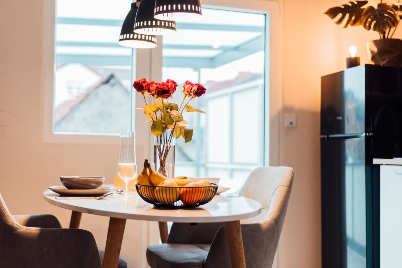 Stay At Smilla - Boutique Apartments Mit Kueche - Parken - Klima - Netflix - Waschmaschine Wiesbaden Exteriör bild
