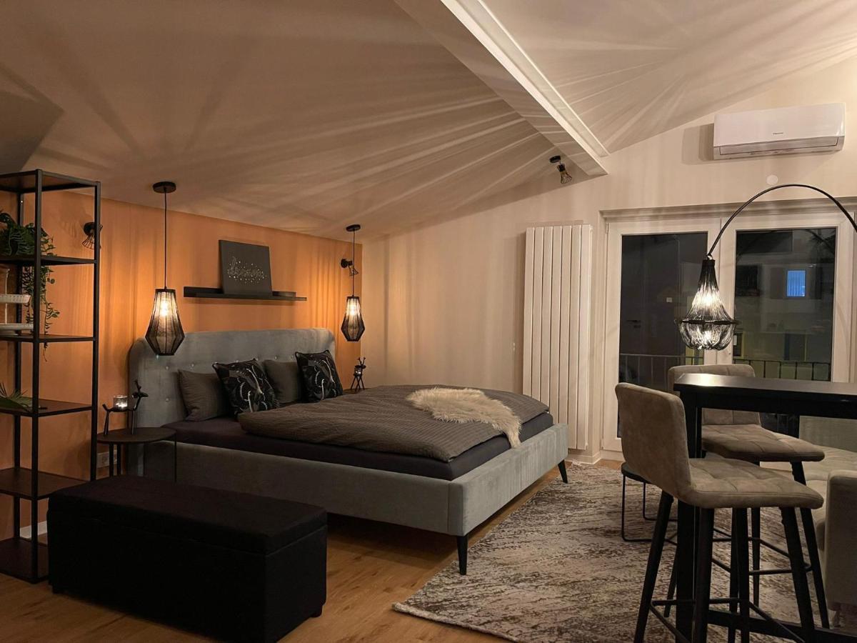 Stay At Smilla - Boutique Apartments Mit Kueche - Parken - Klima - Netflix - Waschmaschine Wiesbaden Exteriör bild