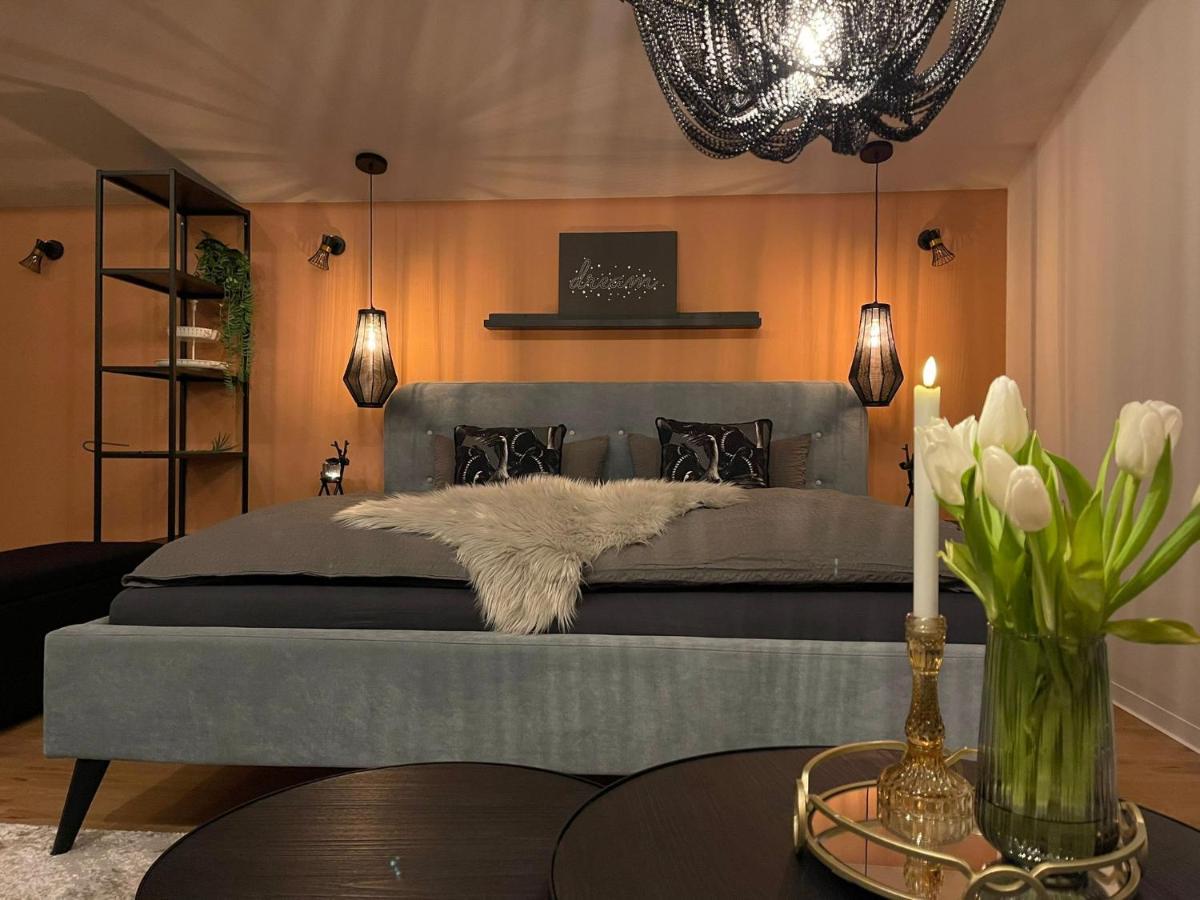 Stay At Smilla - Boutique Apartments Mit Kueche - Parken - Klima - Netflix - Waschmaschine Wiesbaden Exteriör bild