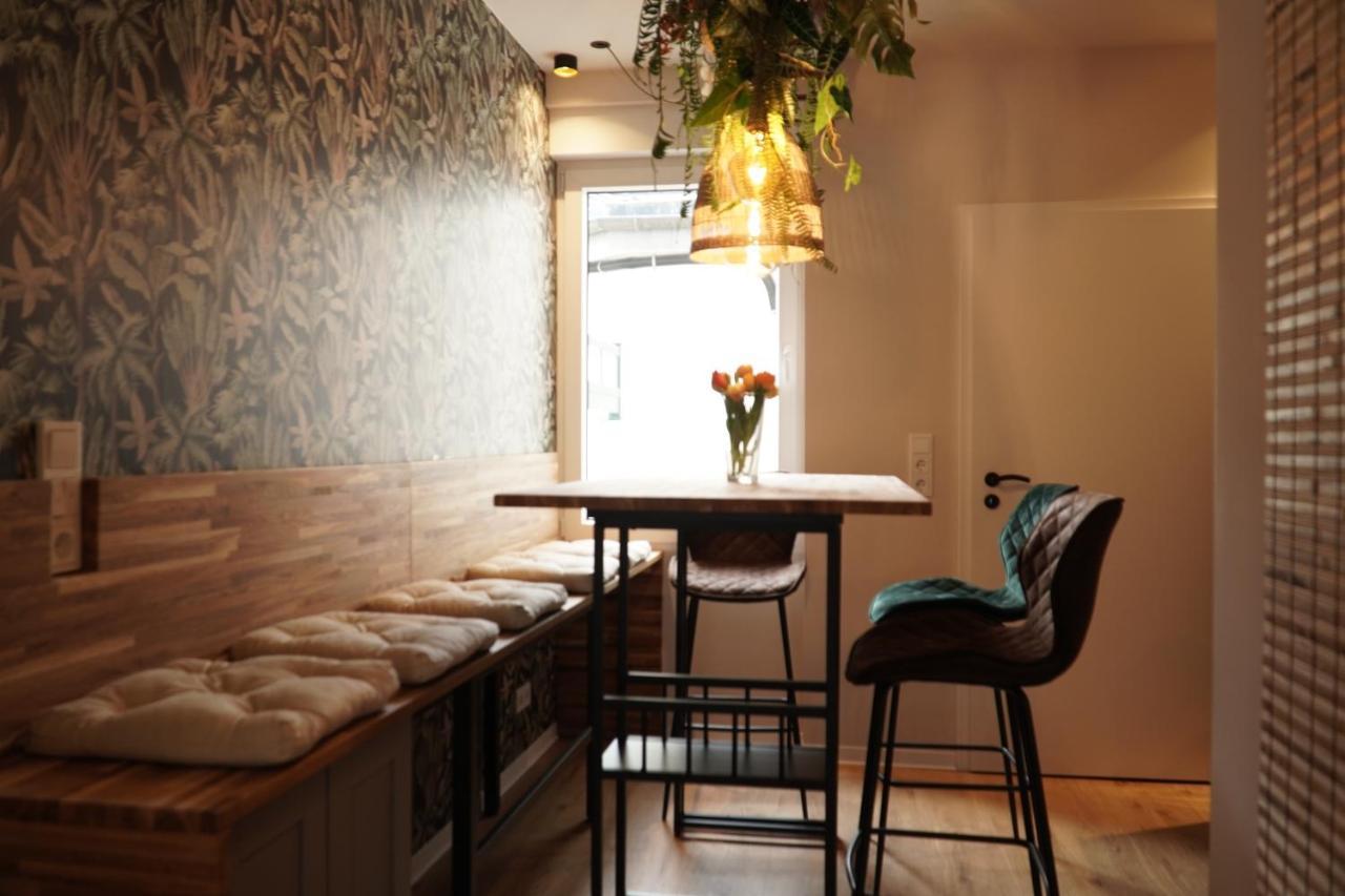 Stay At Smilla - Boutique Apartments Mit Kueche - Parken - Klima - Netflix - Waschmaschine Wiesbaden Exteriör bild