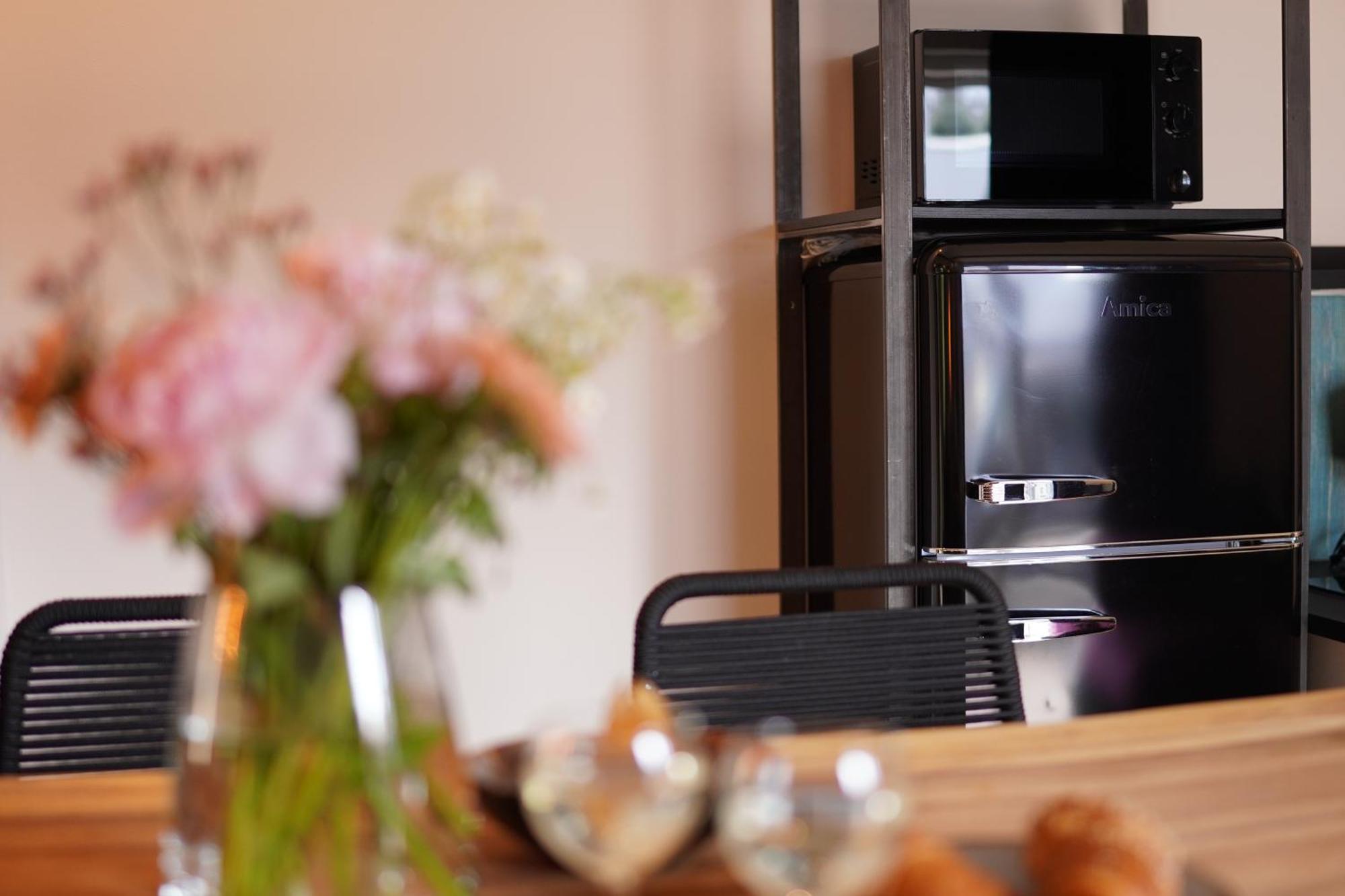 Stay At Smilla - Boutique Apartments Mit Kueche - Parken - Klima - Netflix - Waschmaschine Wiesbaden Exteriör bild