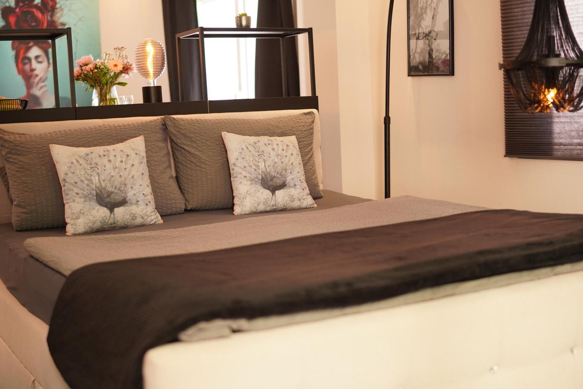 Stay At Smilla - Boutique Apartments Mit Kueche - Parken - Klima - Netflix - Waschmaschine Wiesbaden Exteriör bild
