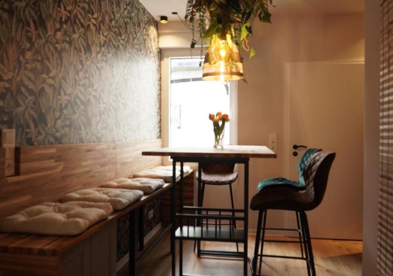 Stay At Smilla - Boutique Apartments Mit Kueche - Parken - Klima - Netflix - Waschmaschine Wiesbaden Exteriör bild