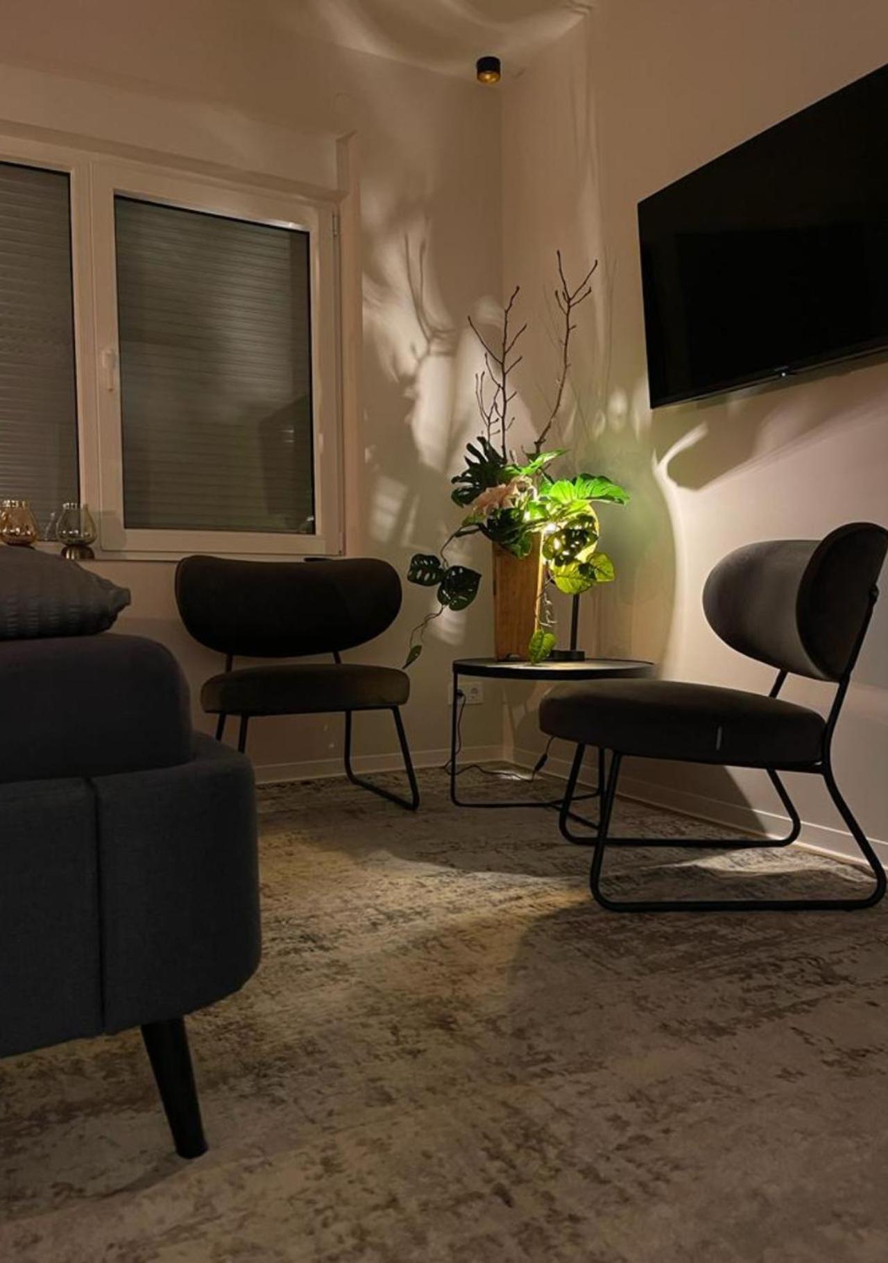 Stay At Smilla - Boutique Apartments Mit Kueche - Parken - Klima - Netflix - Waschmaschine Wiesbaden Exteriör bild